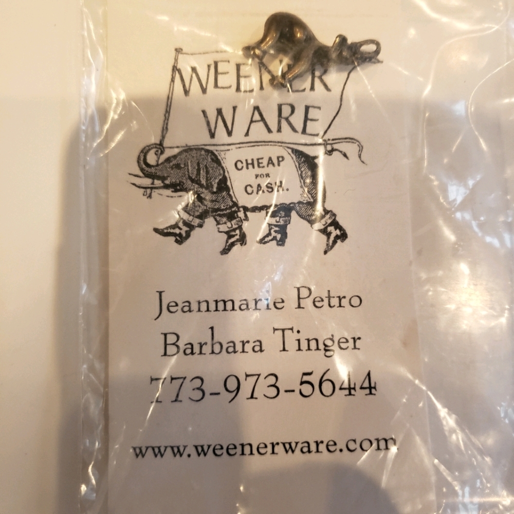 Weener Ware Elephant pendant